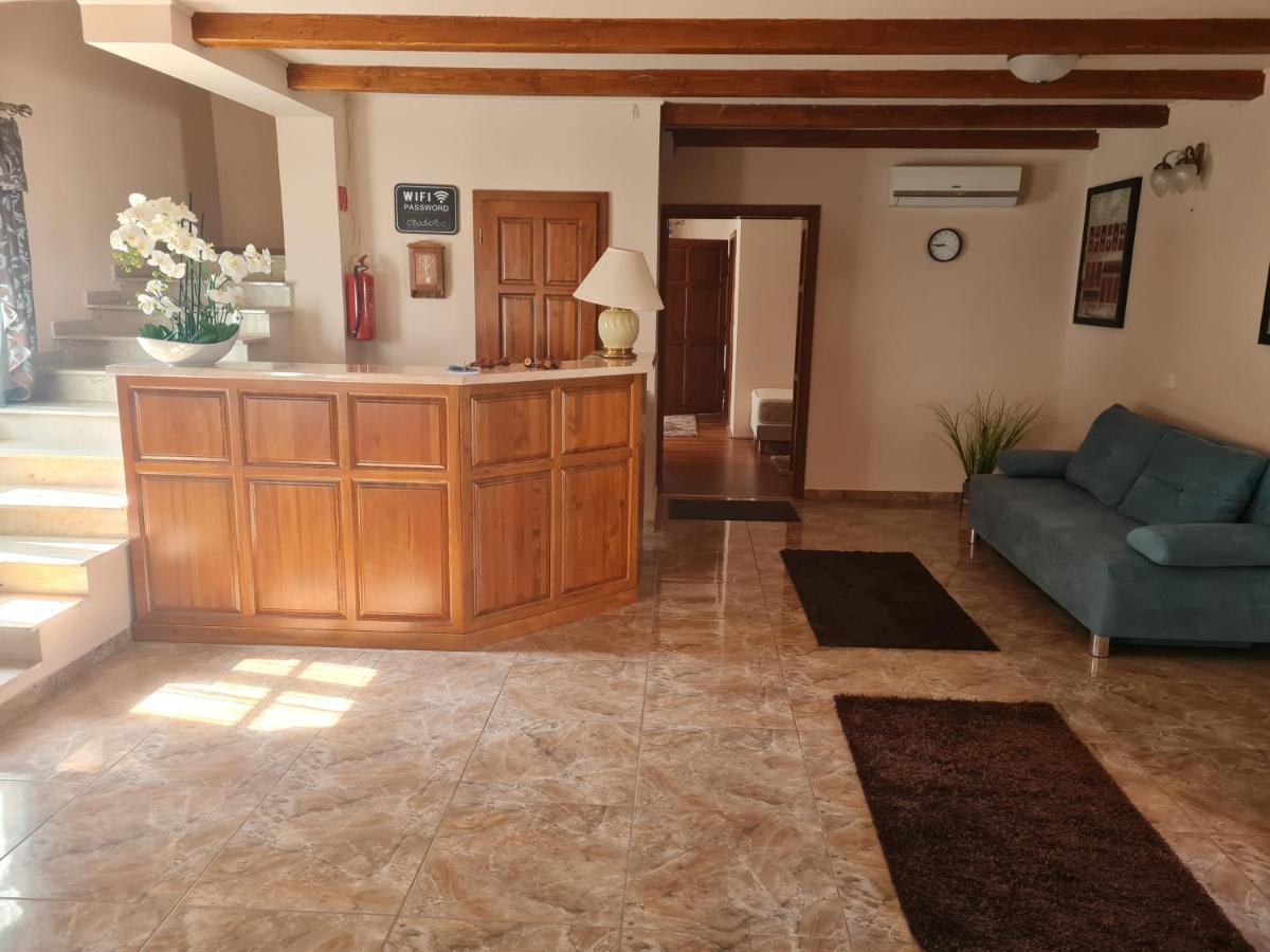 Toroes Panzio Bed & Breakfast Szabolcs Exterior foto